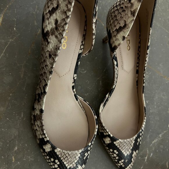 Aldo Snakeskin kitten heal pumps Size 7 - Picture 4 of 4